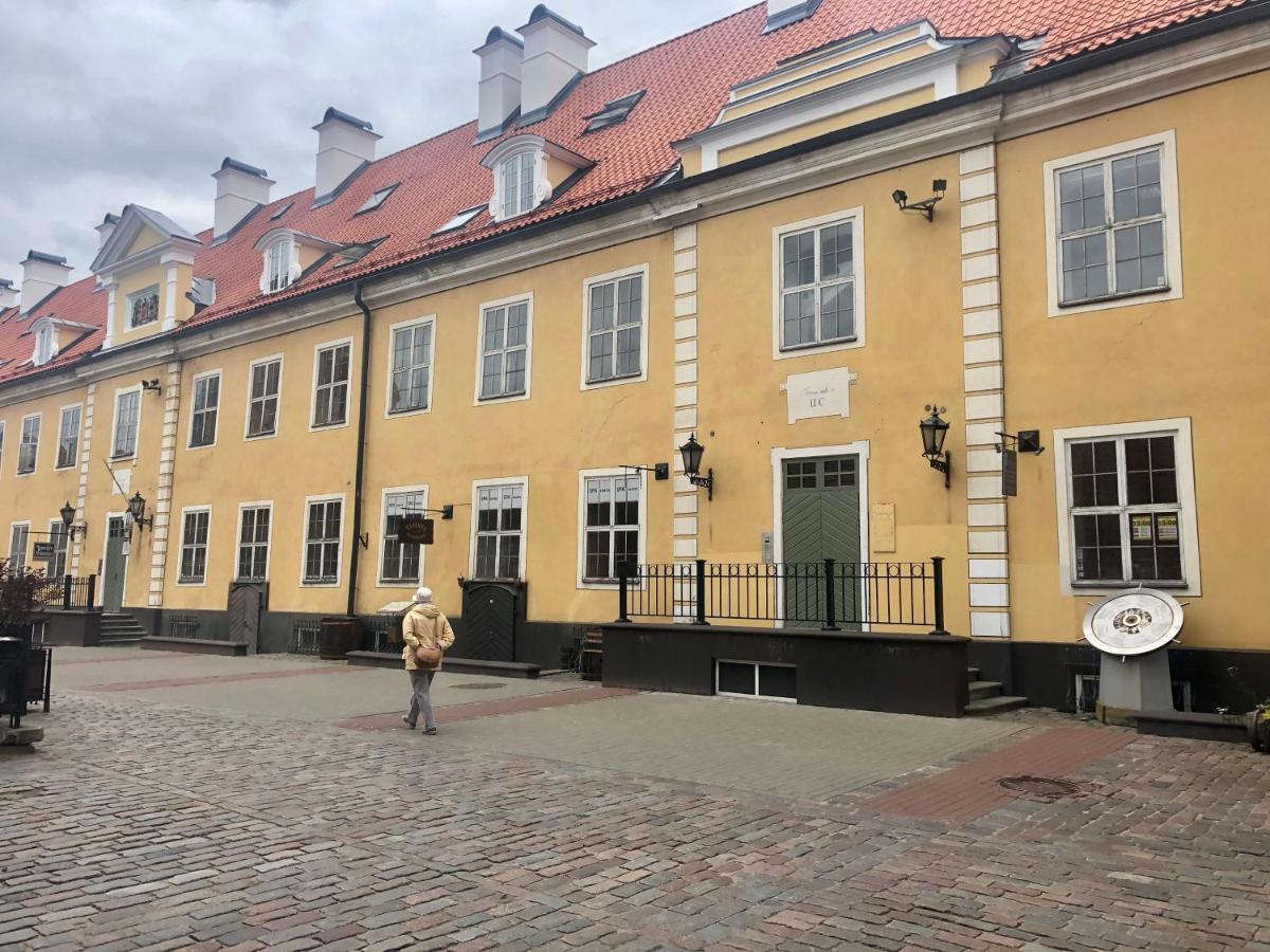 Ramer Tower Apartment In Old Town Riga Exterior photo